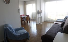 Beau T2 Climatise, Parking, A Carnon Plage (5 Personnes) 300 M Plage